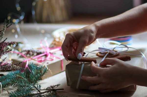 Cadeau original : Personnalisez vos cadeaux dans les meilleures boutiques !