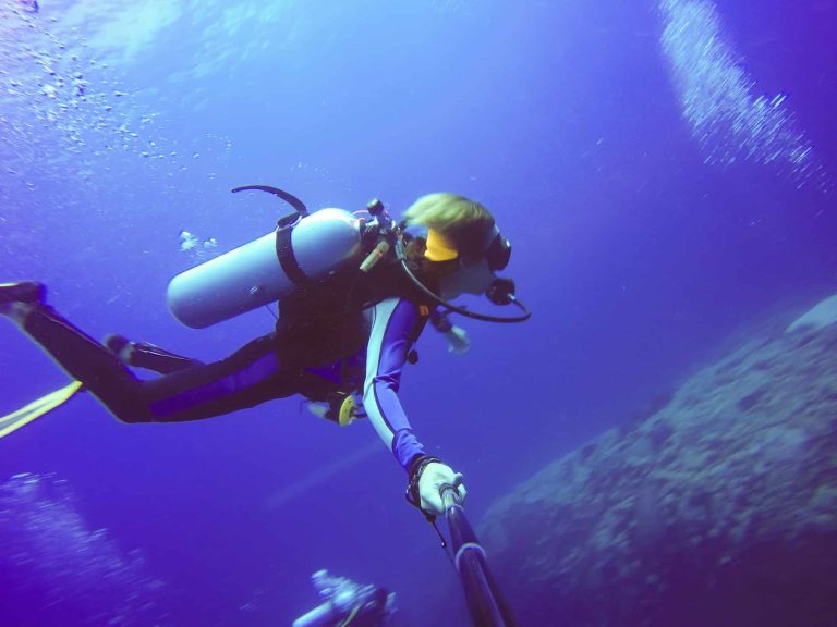 Organiser une plongée sous-marine dans le Var pour découvrir les zones protégées