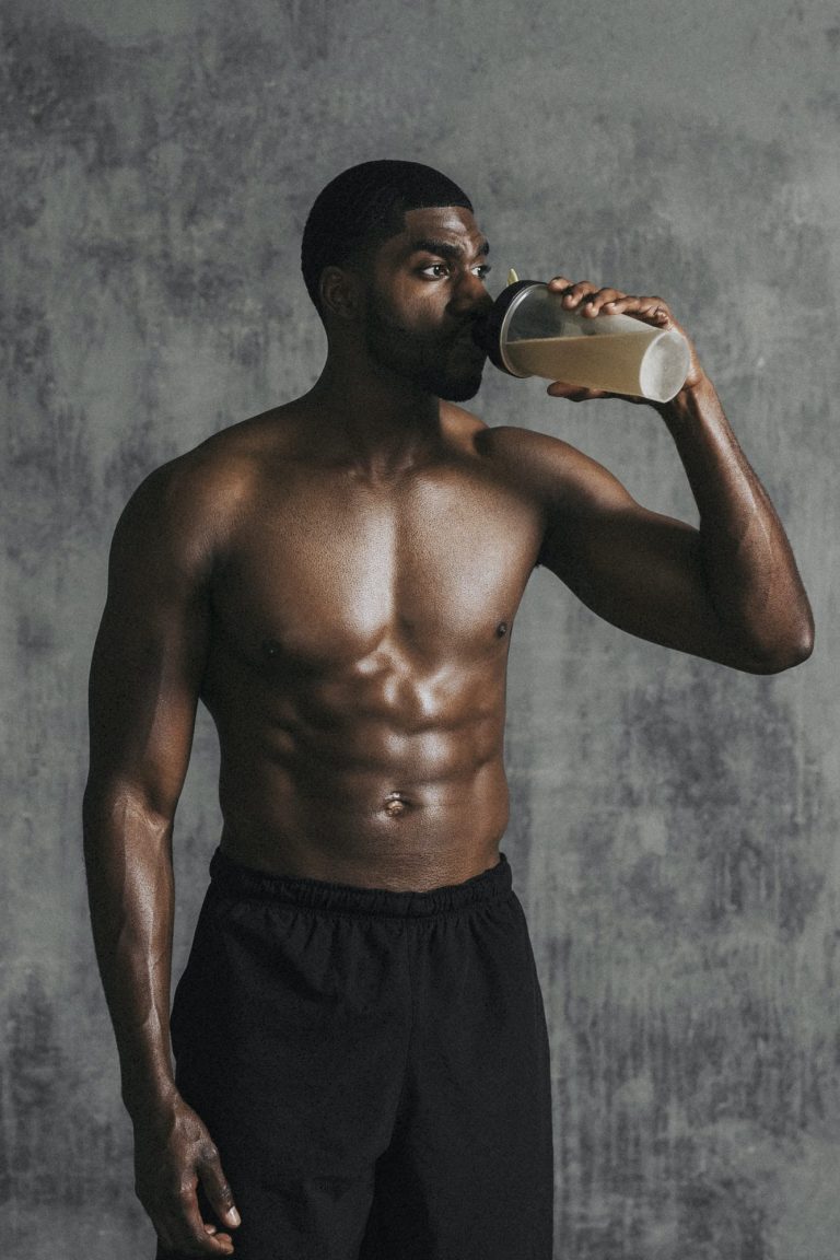Tout savoir sur la Whey isolate : Guide complet pour choisir en 2024